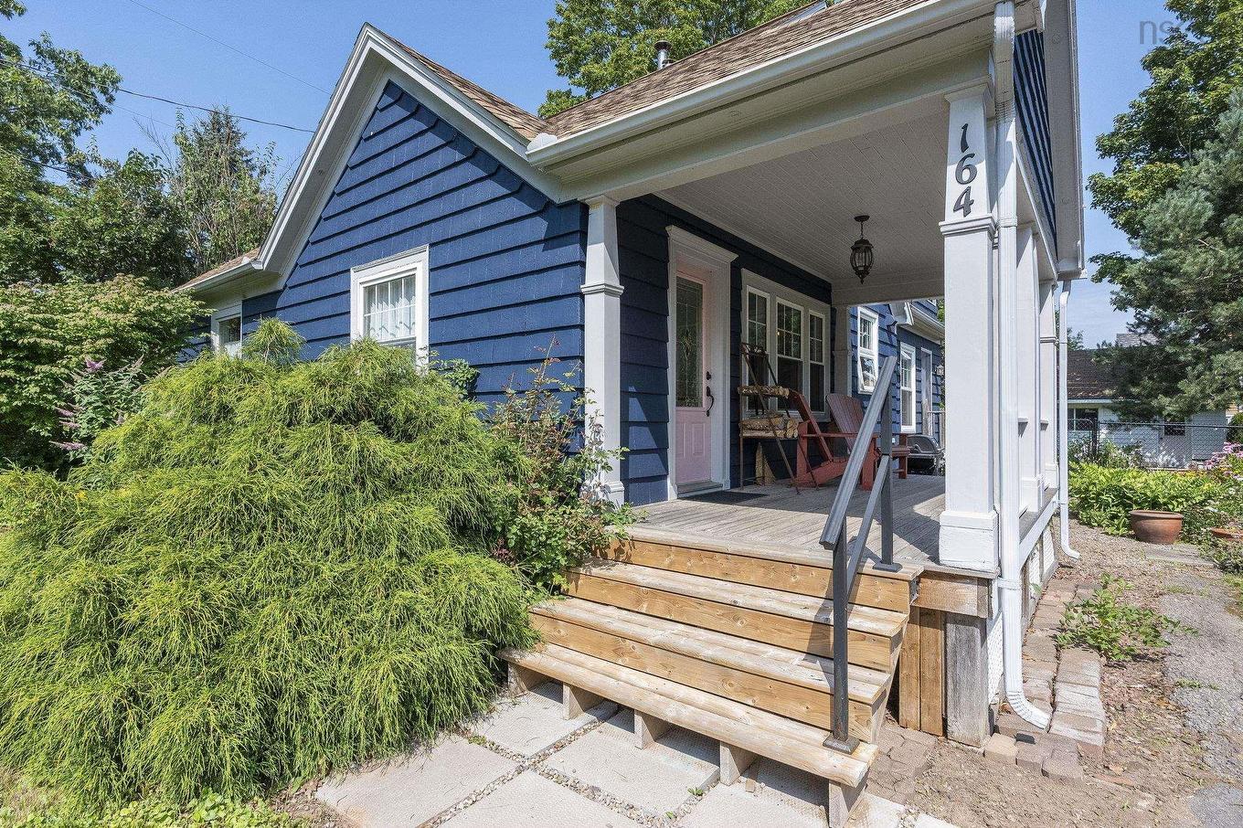 164 Cottage Street, Berwick, NS - Outdoor