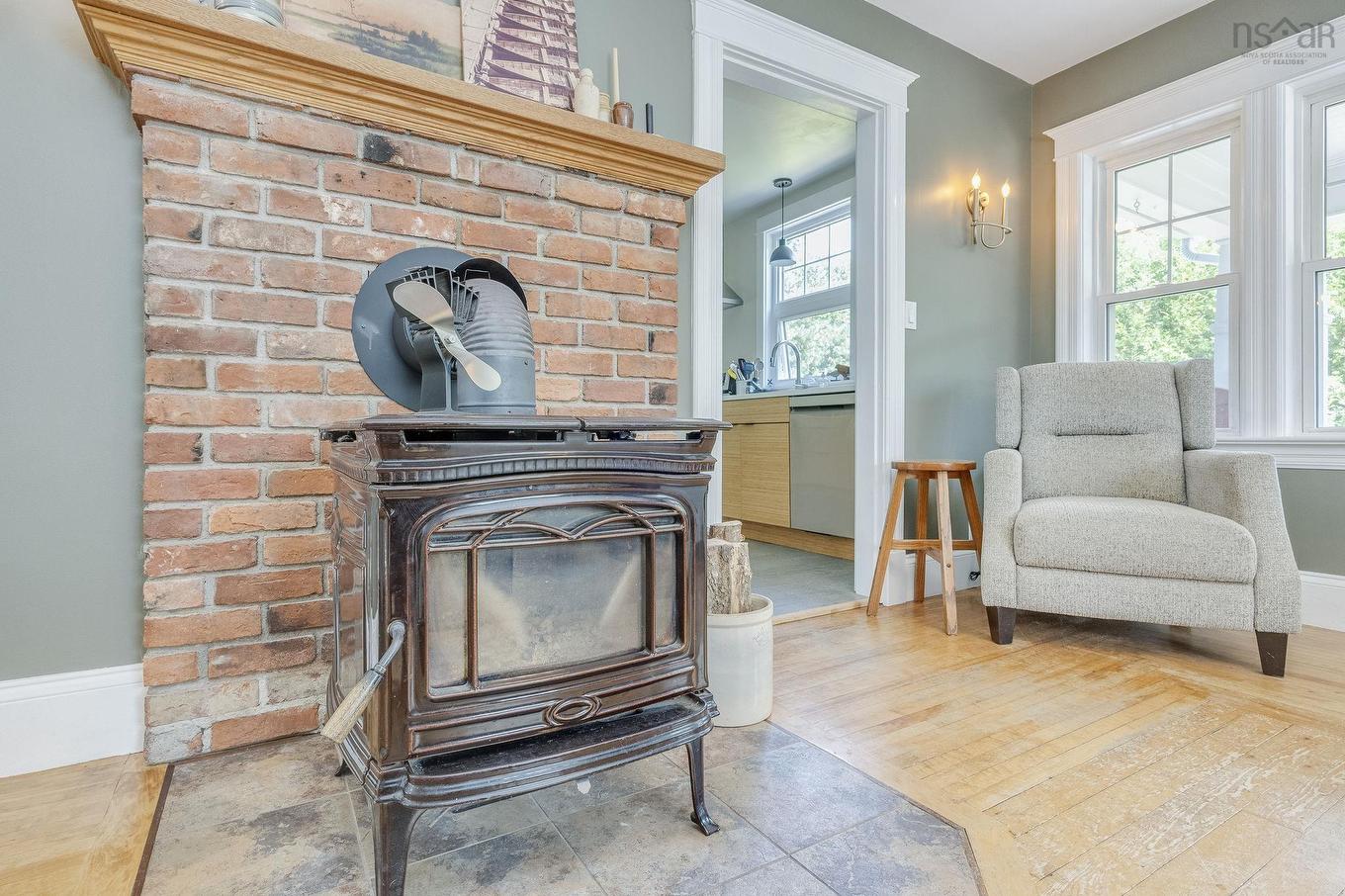 164 Cottage Street, Berwick, NS - Indoor Photo Showing Living Room With Fireplace