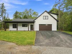 18 Wilson Drive Chester, NS B0J 1N0