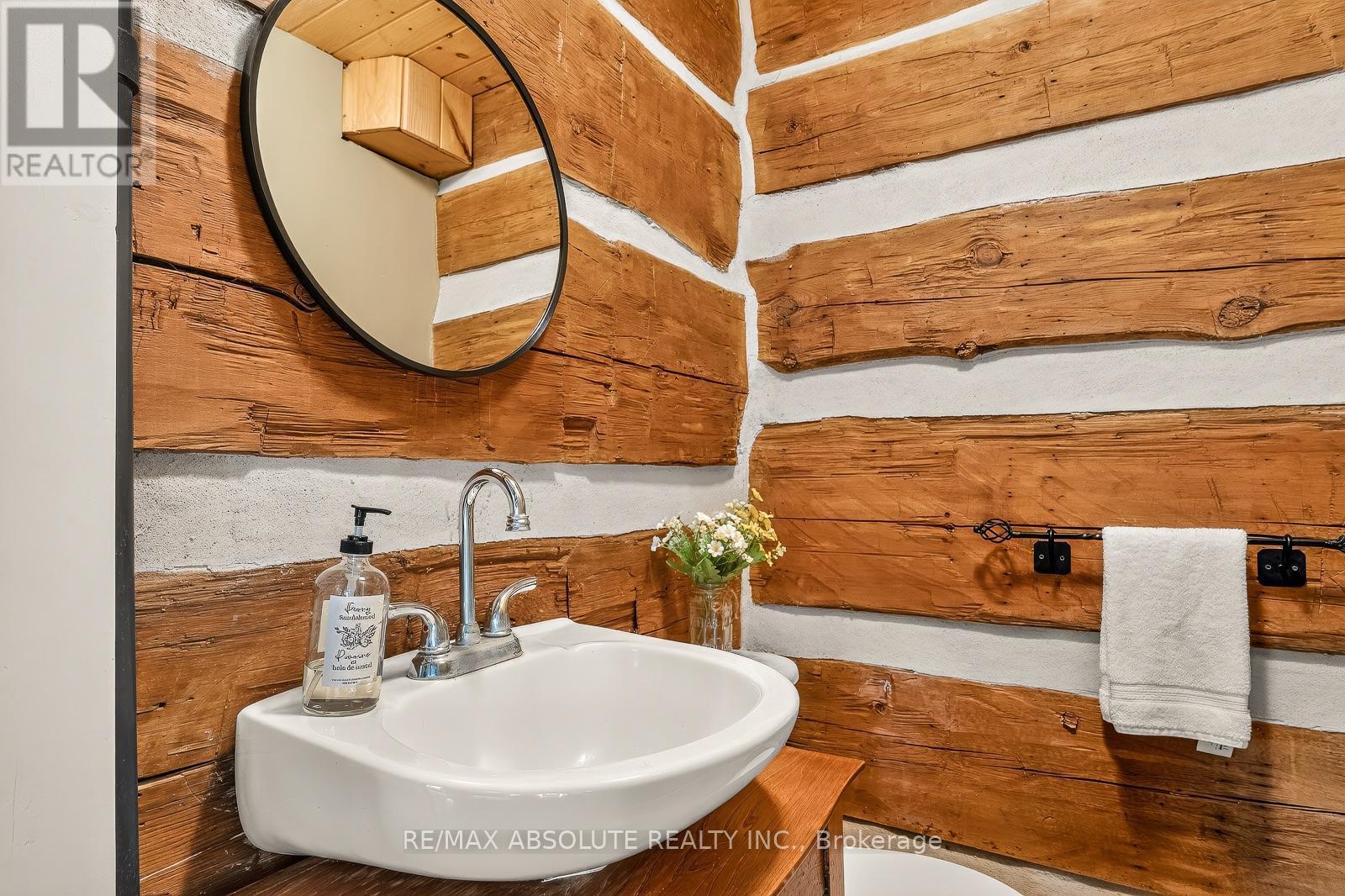 140 Creek Drive, Ottawa, ON - Indoor Photo Showing Bathroom