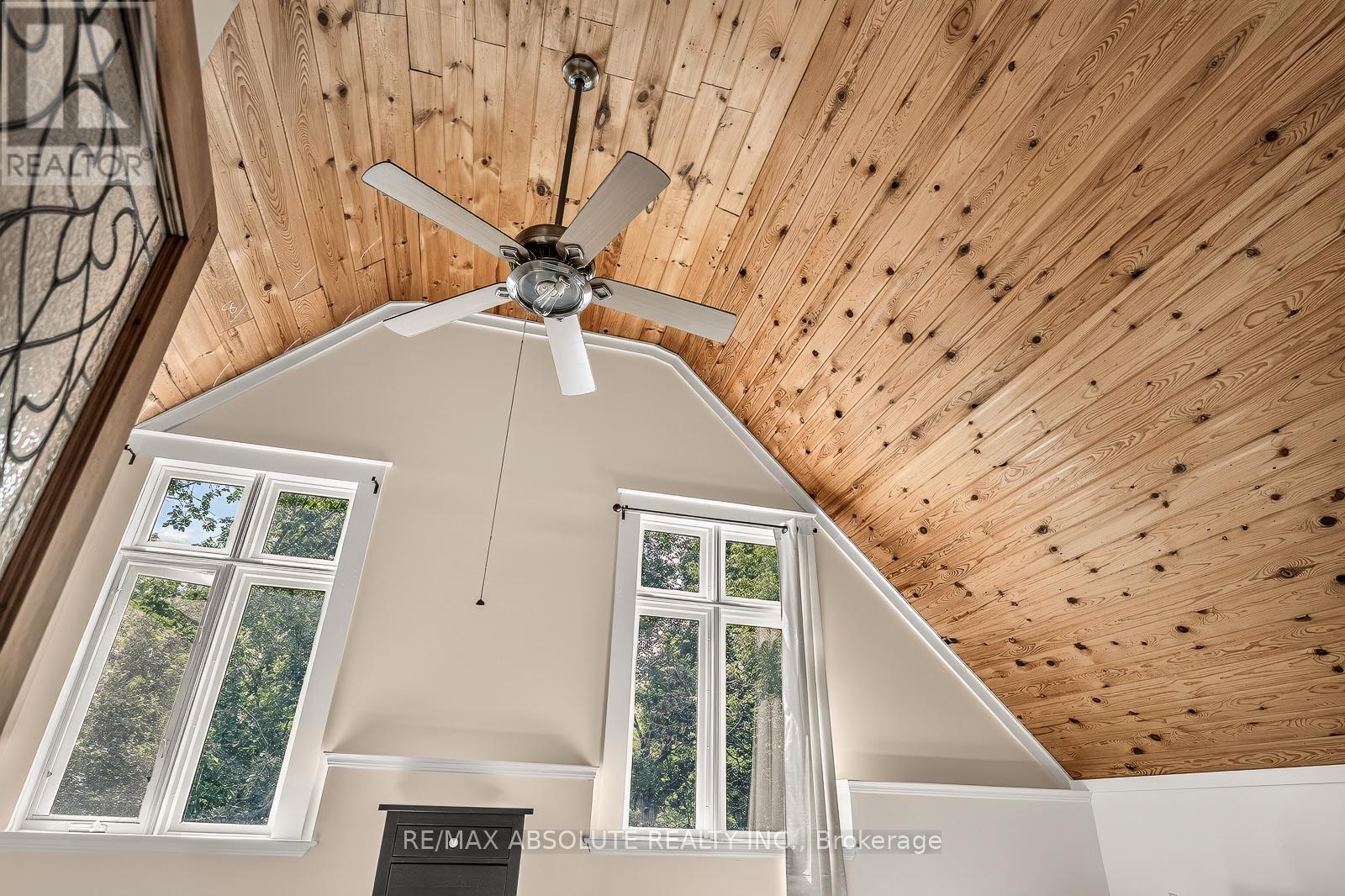 140 Creek Drive, Ottawa, ON - Indoor Photo Showing Other Room