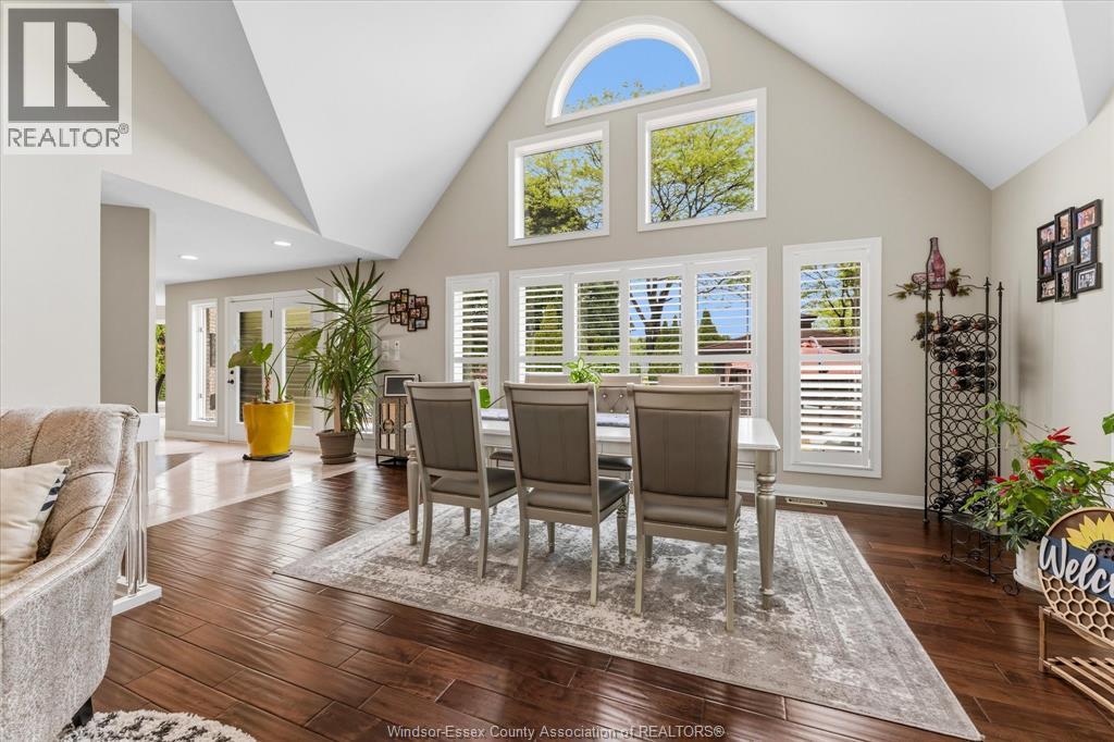 414 Chambers, Tecumseh, ON - Indoor Photo Showing Dining Room