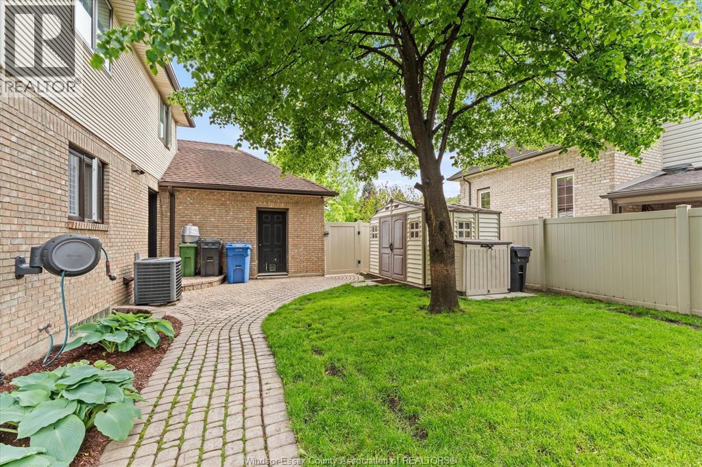 414 Chambers, Tecumseh, ON - Outdoor With Exterior