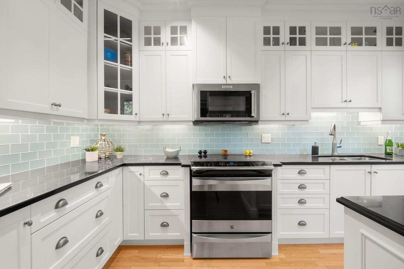 125 Anchor Drive, Halifax, NS - Indoor Photo Showing Kitchen With Upgraded Kitchen