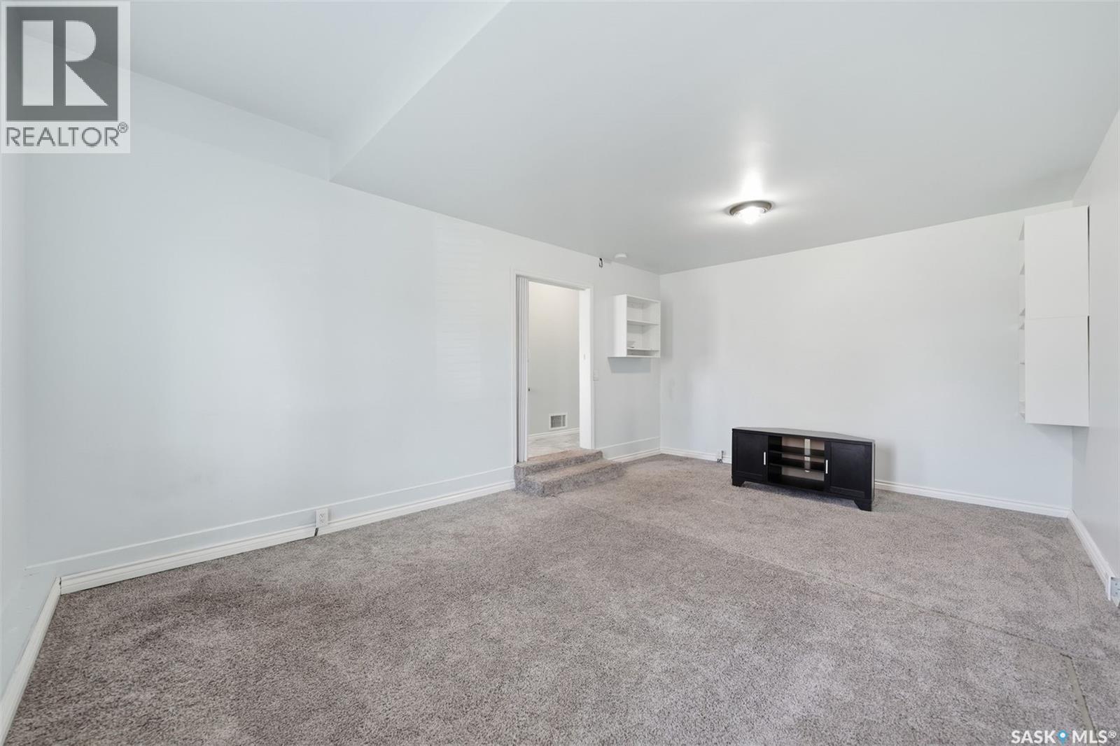 351 Palliser Way, Saskatoon, SK - Indoor Photo Showing Other Room