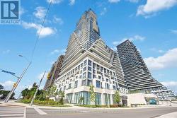 PH3 - 10 INN ON THE PARK DRIVE Toronto, ON M3C 0P9