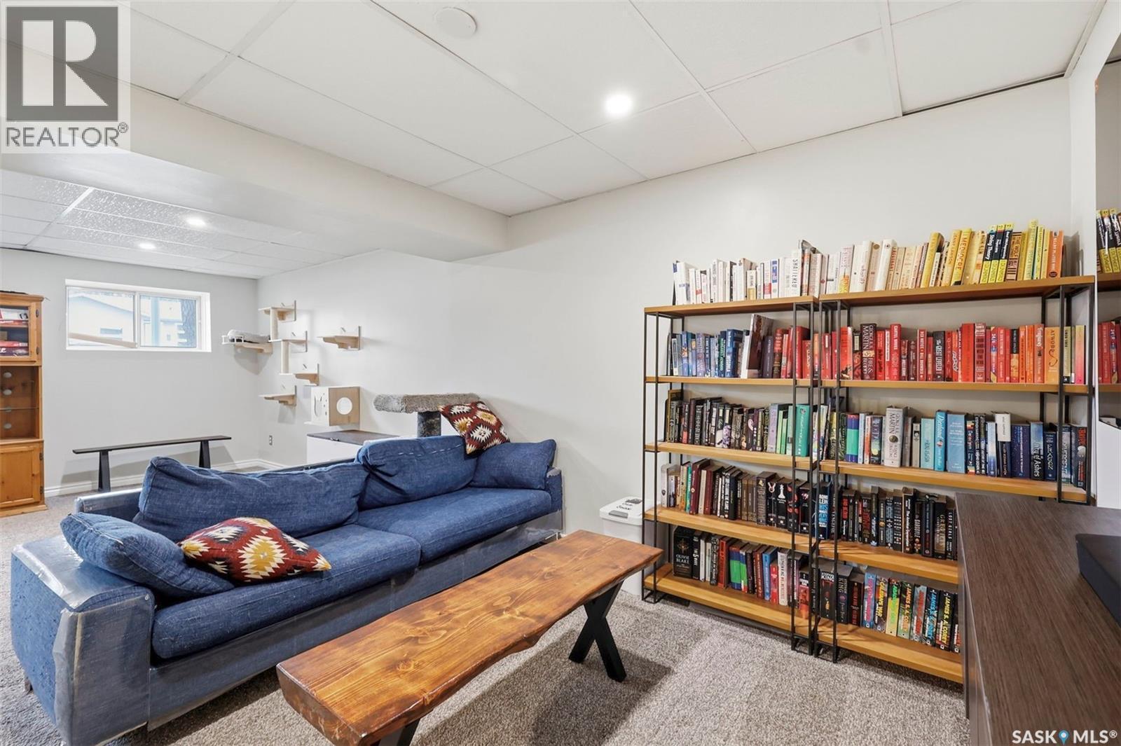 151 Makaroff Road, Saskatoon, SK - Indoor