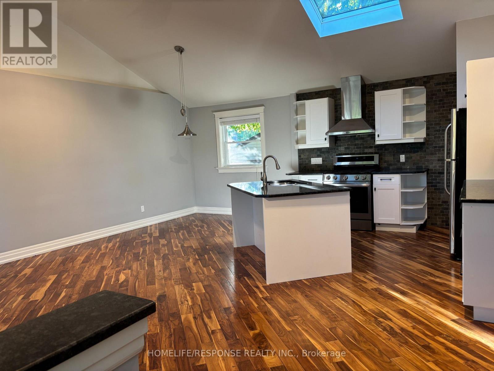 5452 Croydon Road, Burlington, ON - Indoor Photo Showing Kitchen
