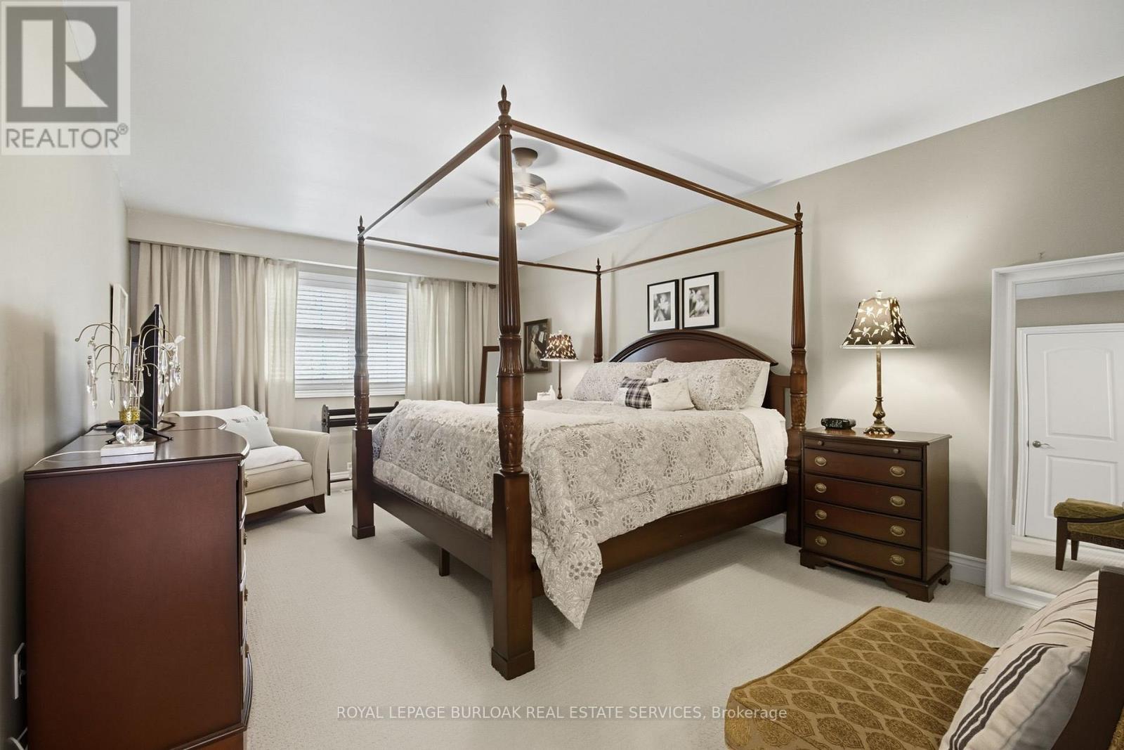 1580 Woodeden Drive, Mississauga, ON - Indoor Photo Showing Bedroom