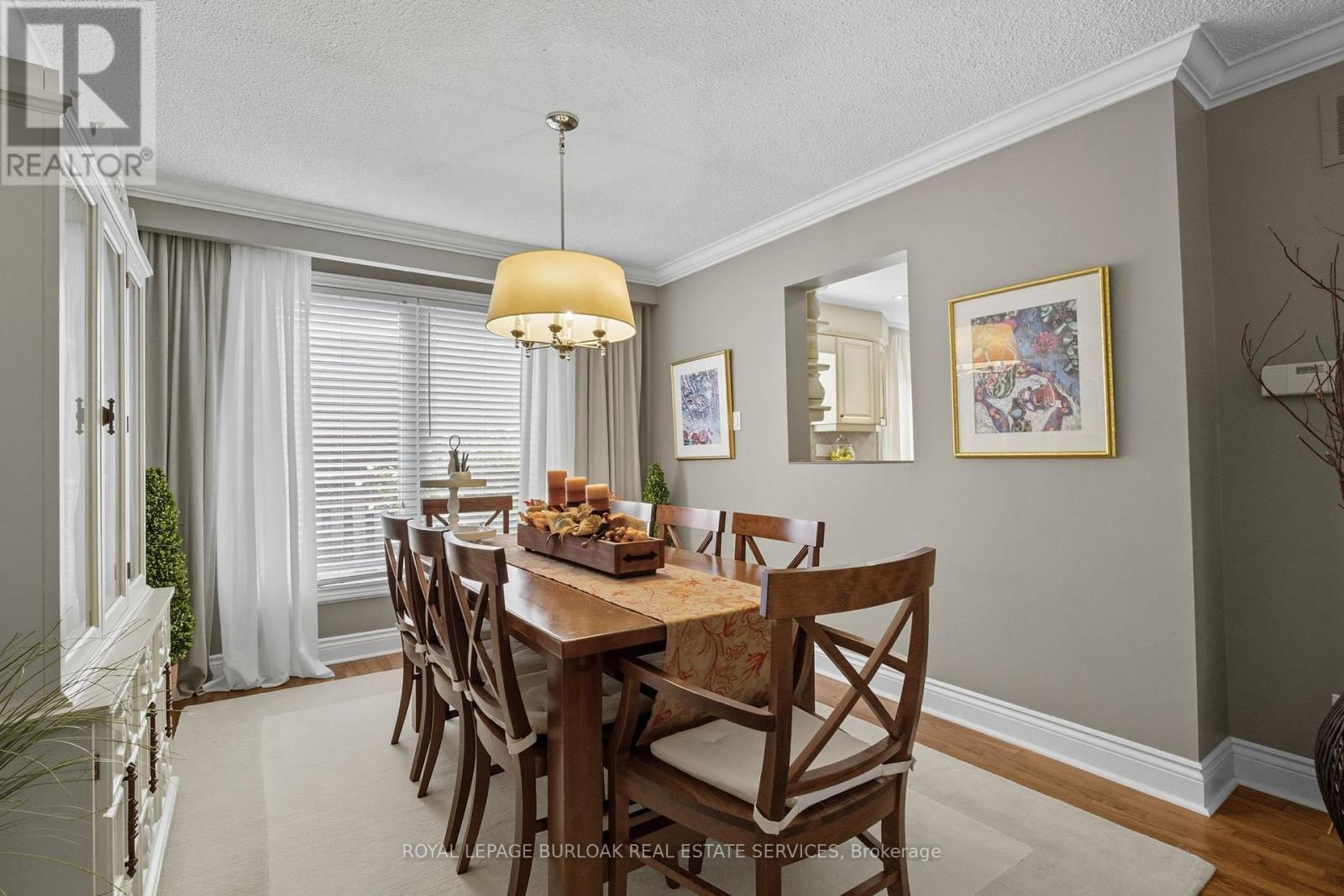 1580 Woodeden Drive, Mississauga, ON - Indoor Photo Showing Dining Room