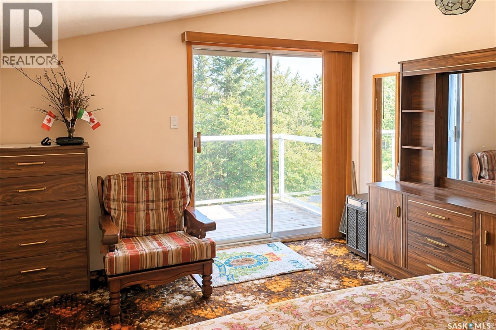303 Christel Crescent, Lac Des Îles, SK - Indoor