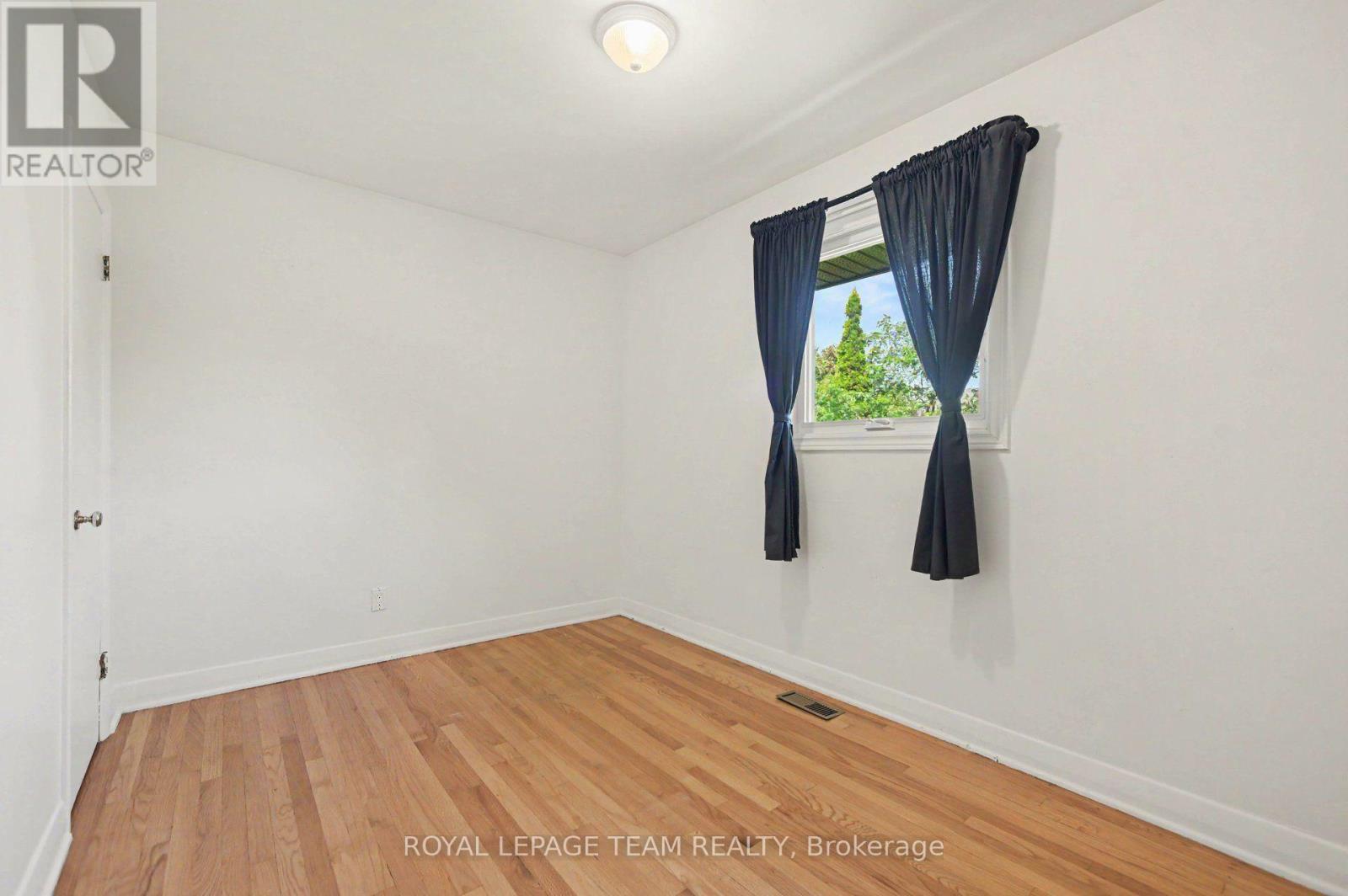 3 Donna Street, Ottawa, ON - Indoor Photo Showing Other Room