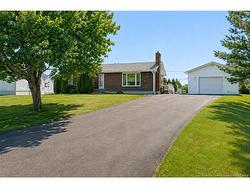 866 L.A. Losier Tracadie, NB E1X 1B9