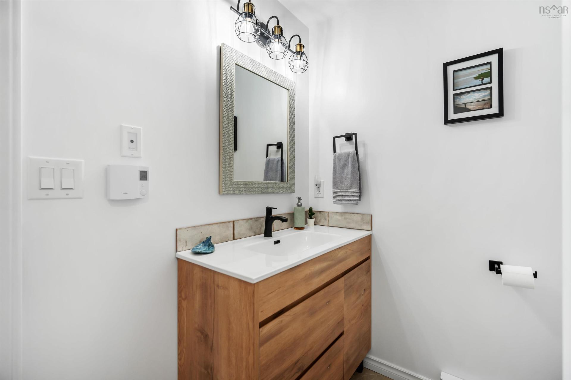 436 Bald Rock Road, Halifax, NS - Indoor Photo Showing Laundry Room