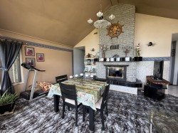 Salon - 