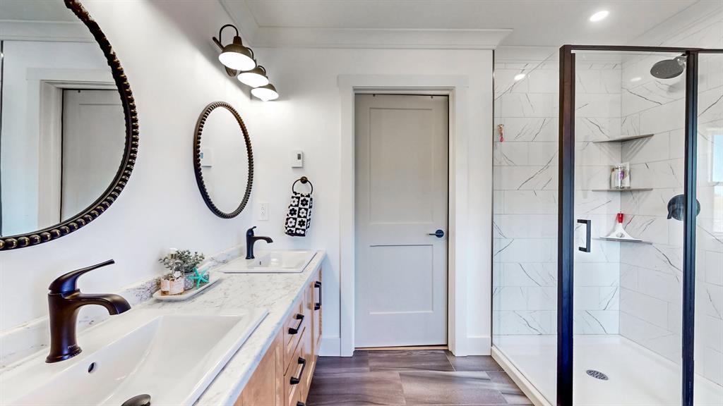 34 Quantum Street, Paradise, NL - Indoor Photo Showing Bathroom