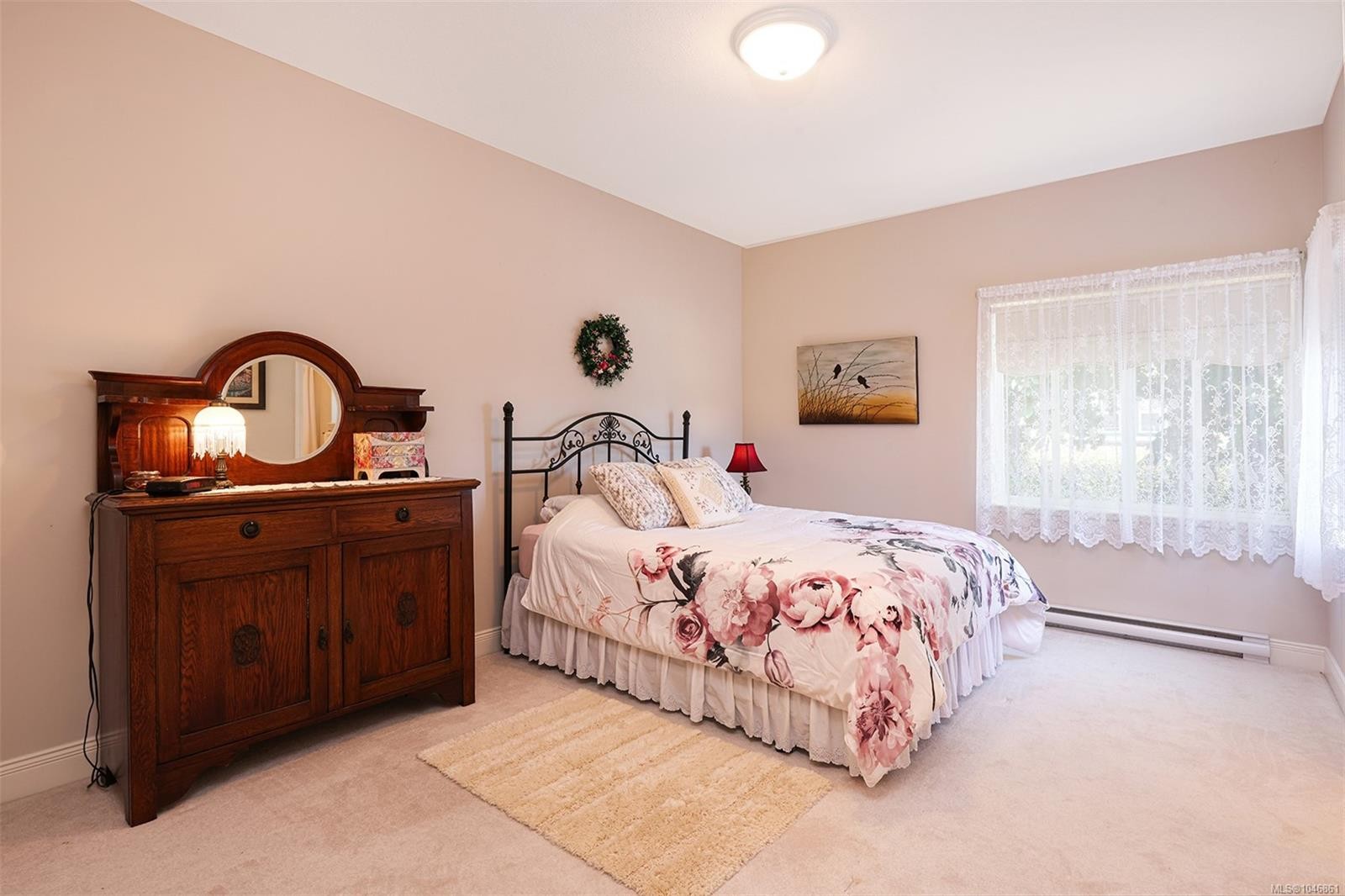 #16-1646 Balmoral Ave, Comox, BC - Indoor Photo Showing Bedroom