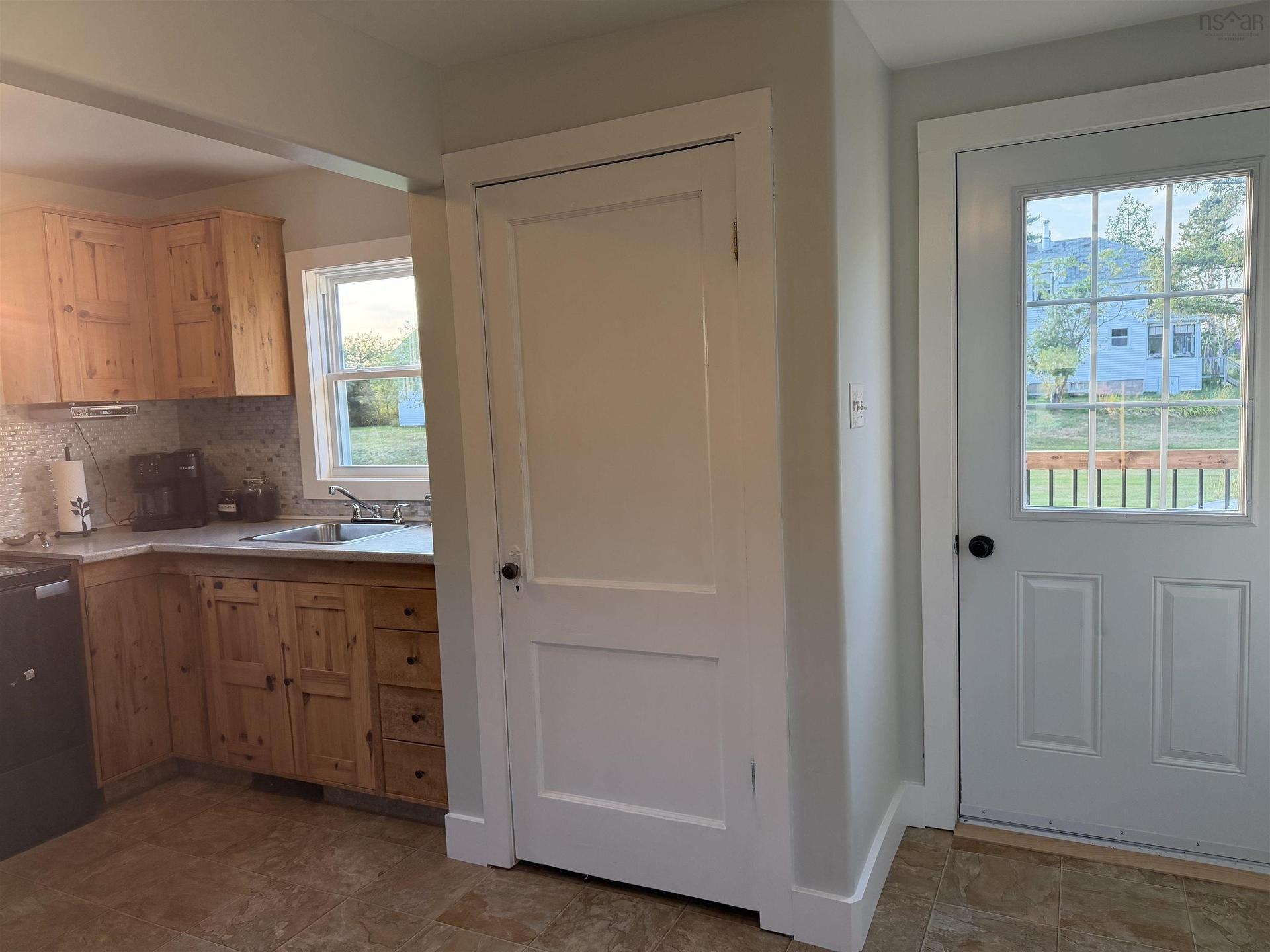 61 Upper Debert River Road, Debert, NS - Indoor