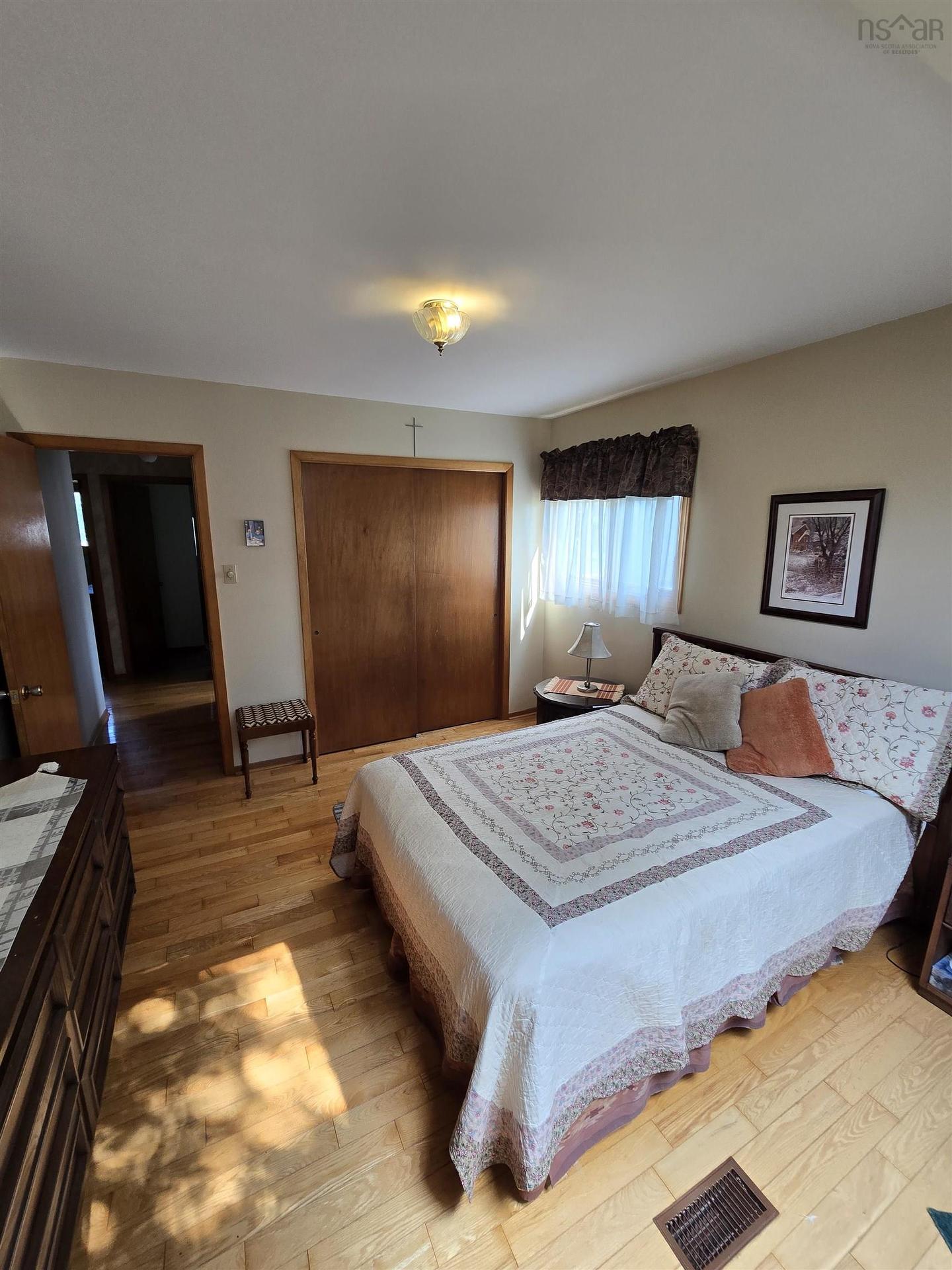 26 Elwin Crescent, Dartmouth, NS - Indoor Photo Showing Bedroom