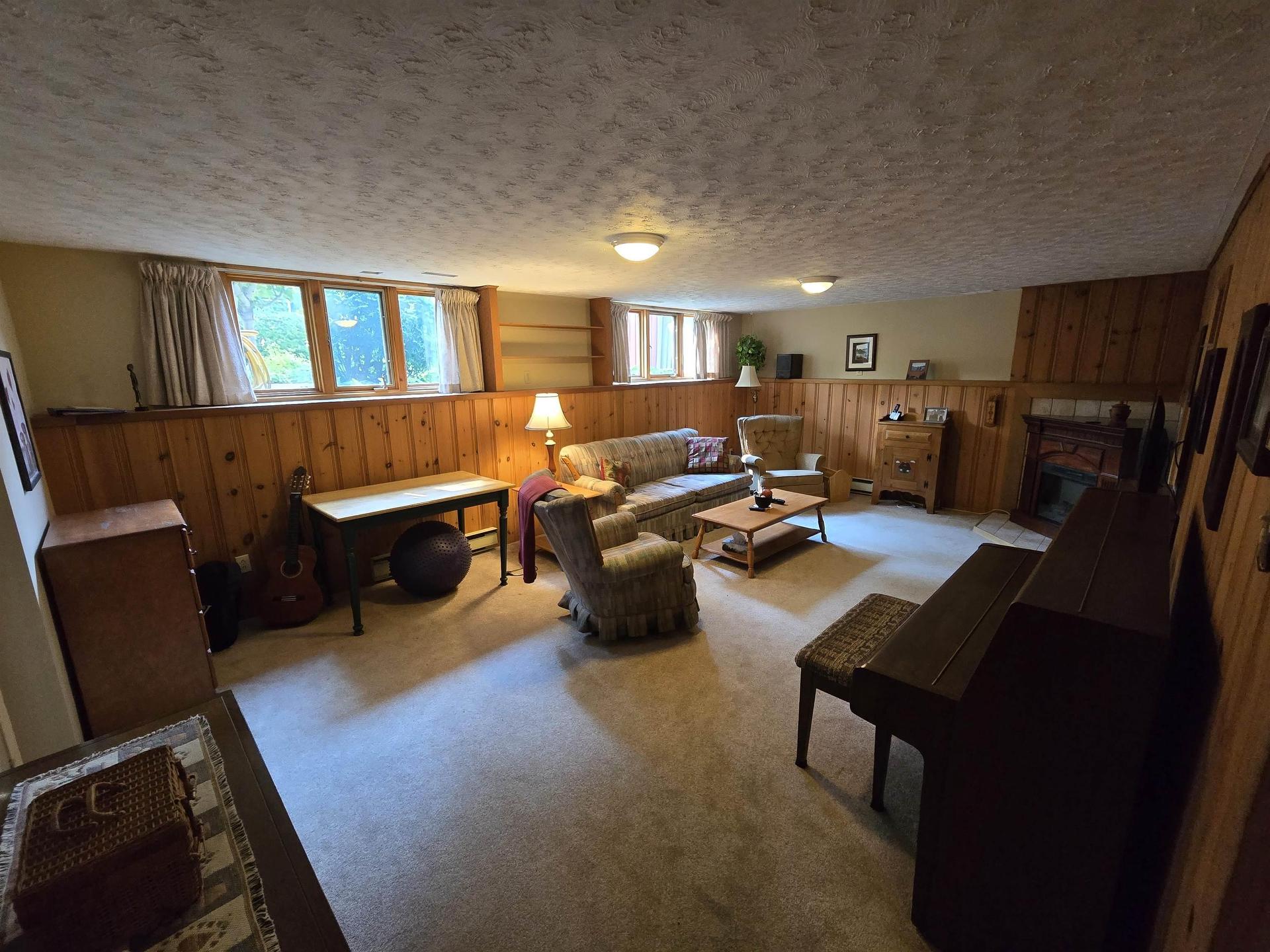 26 Elwin Crescent, Dartmouth, NS - Indoor With Fireplace