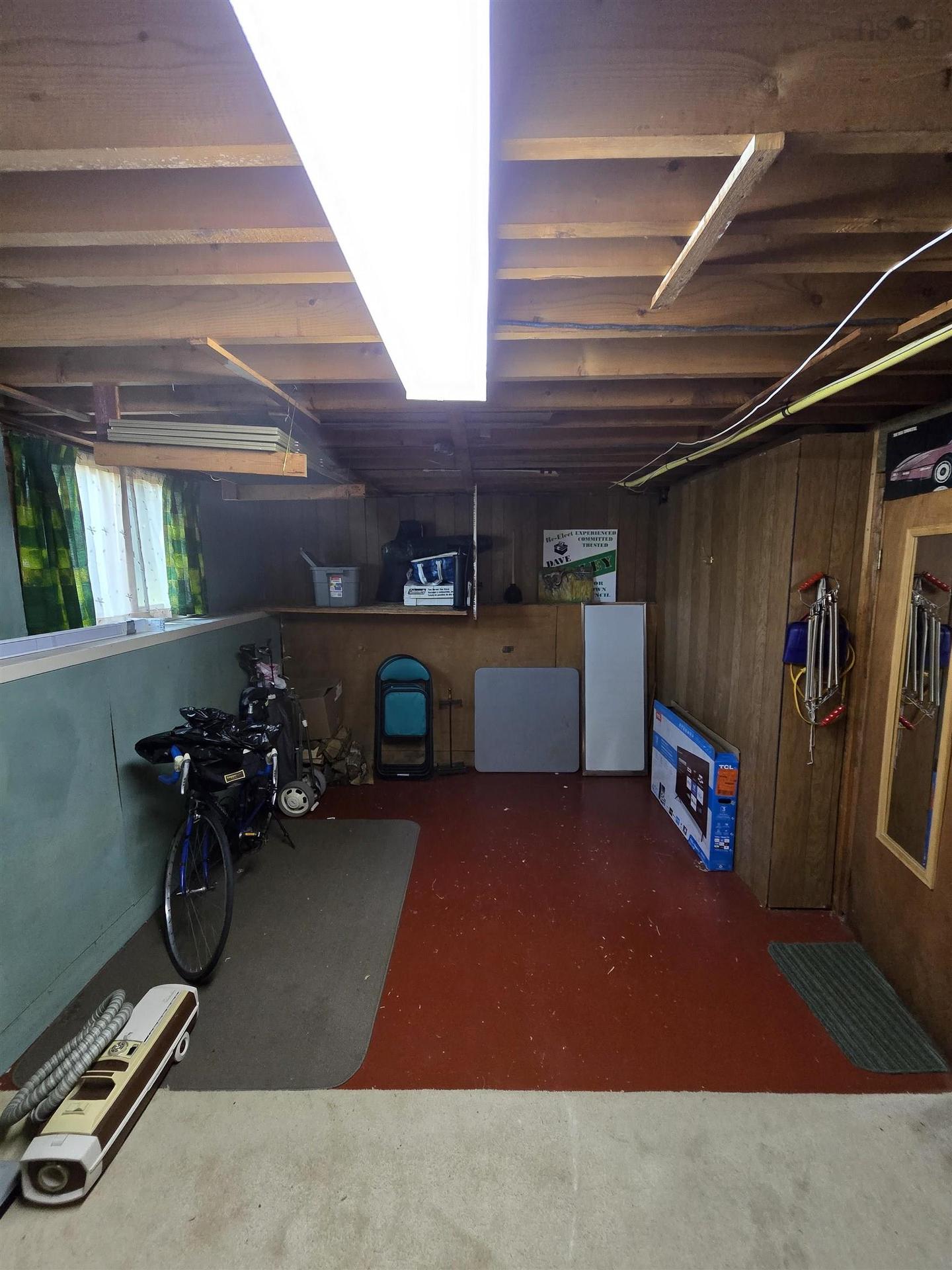 26 Elwin Crescent, Dartmouth, NS - Indoor