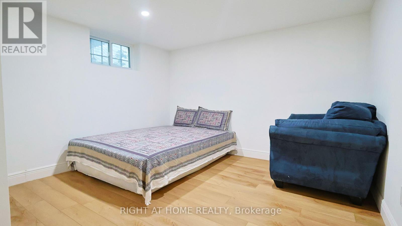 82 Normanhurst Avenue, Hamilton, ON - Indoor Photo Showing Bedroom