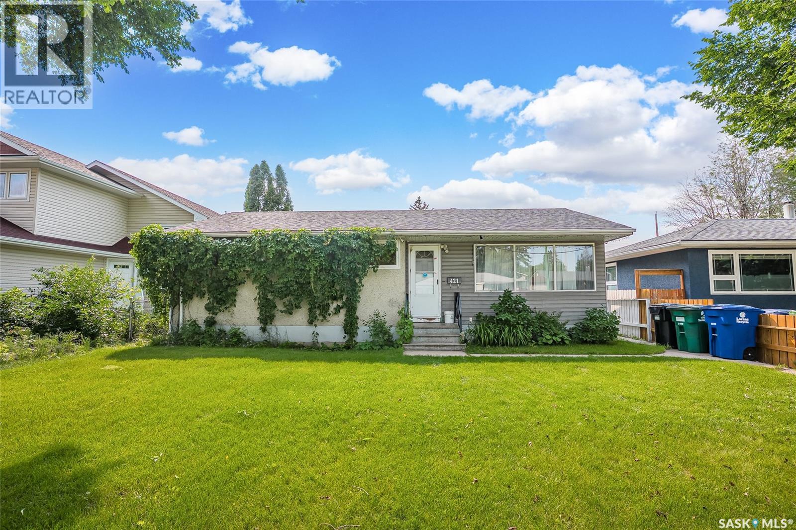 421 Y Avenue S, Saskatoon, SK - Outdoor
