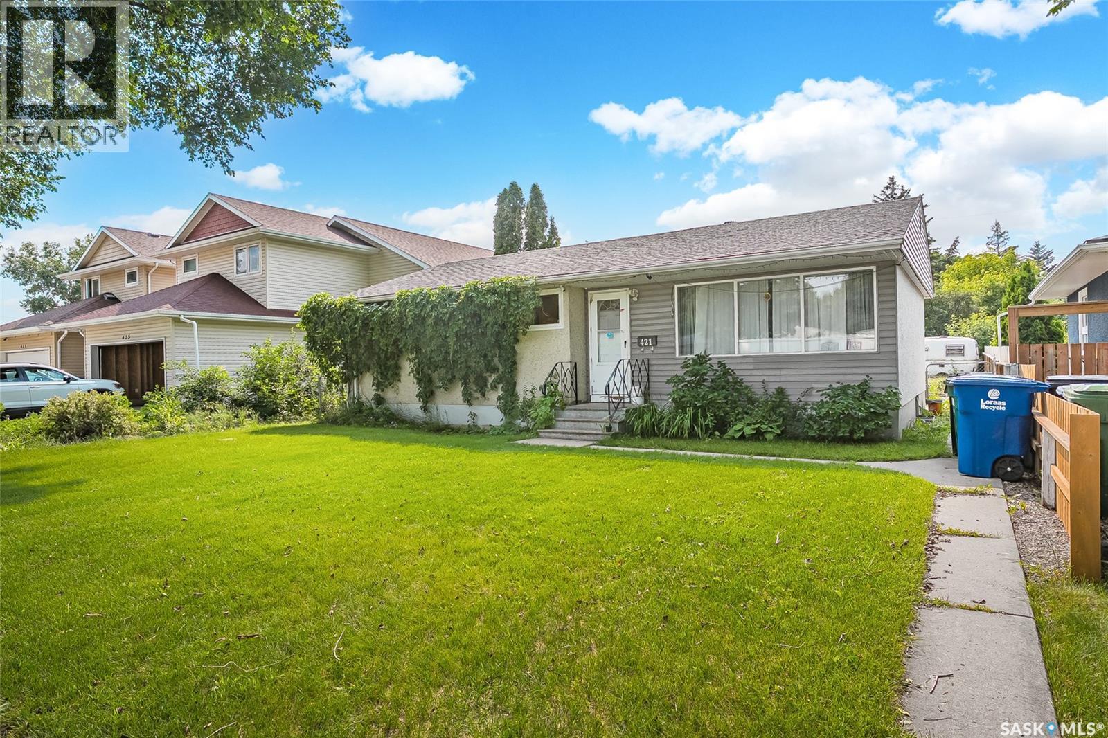 421 Y Avenue S, Saskatoon, SK - Outdoor