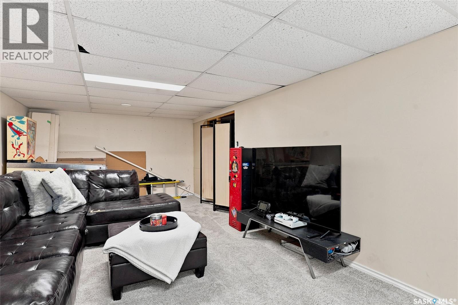 421 Y Avenue S, Saskatoon, SK - Indoor