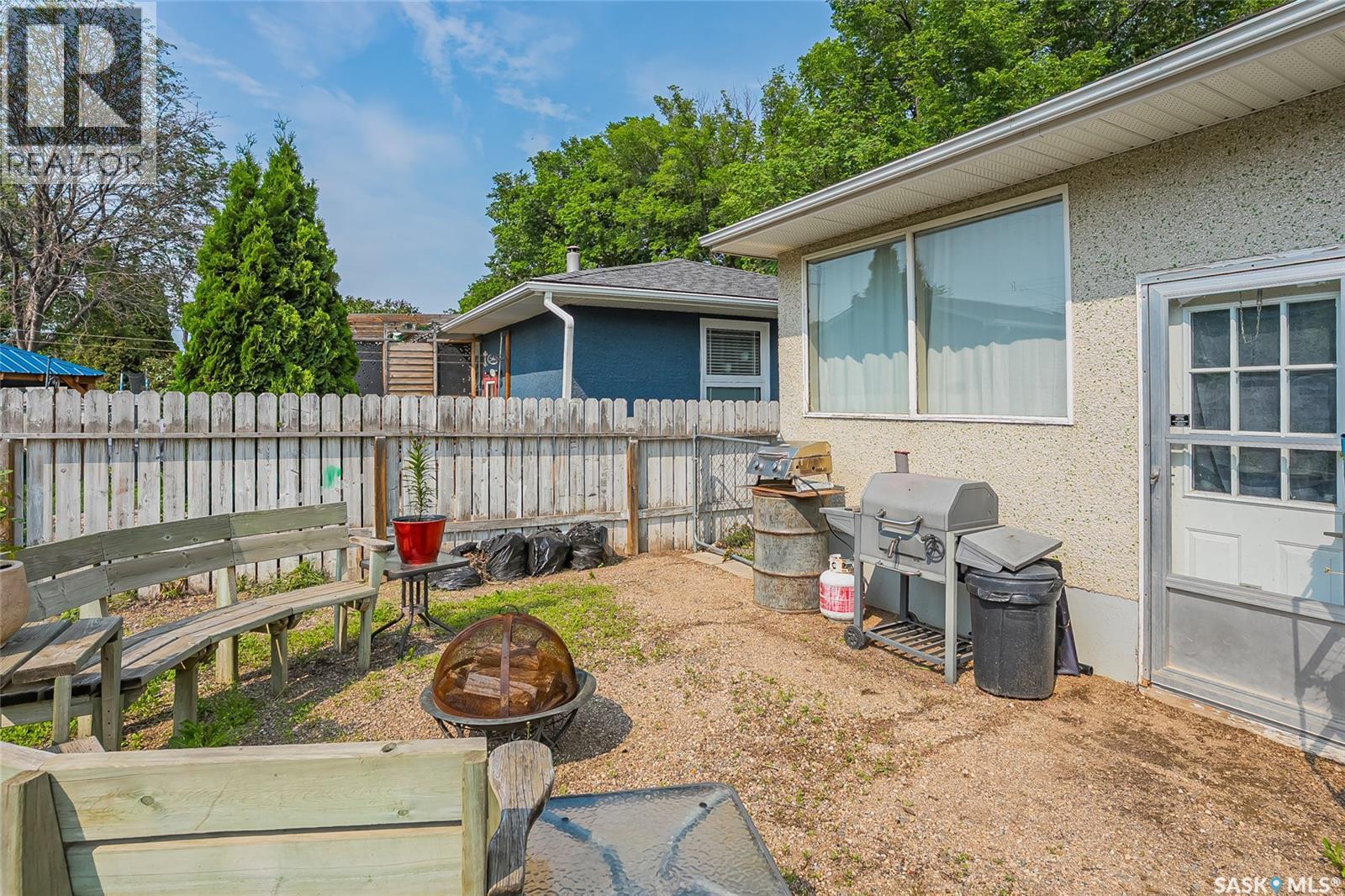 421 Y Avenue S, Saskatoon, SK - Outdoor With Exterior