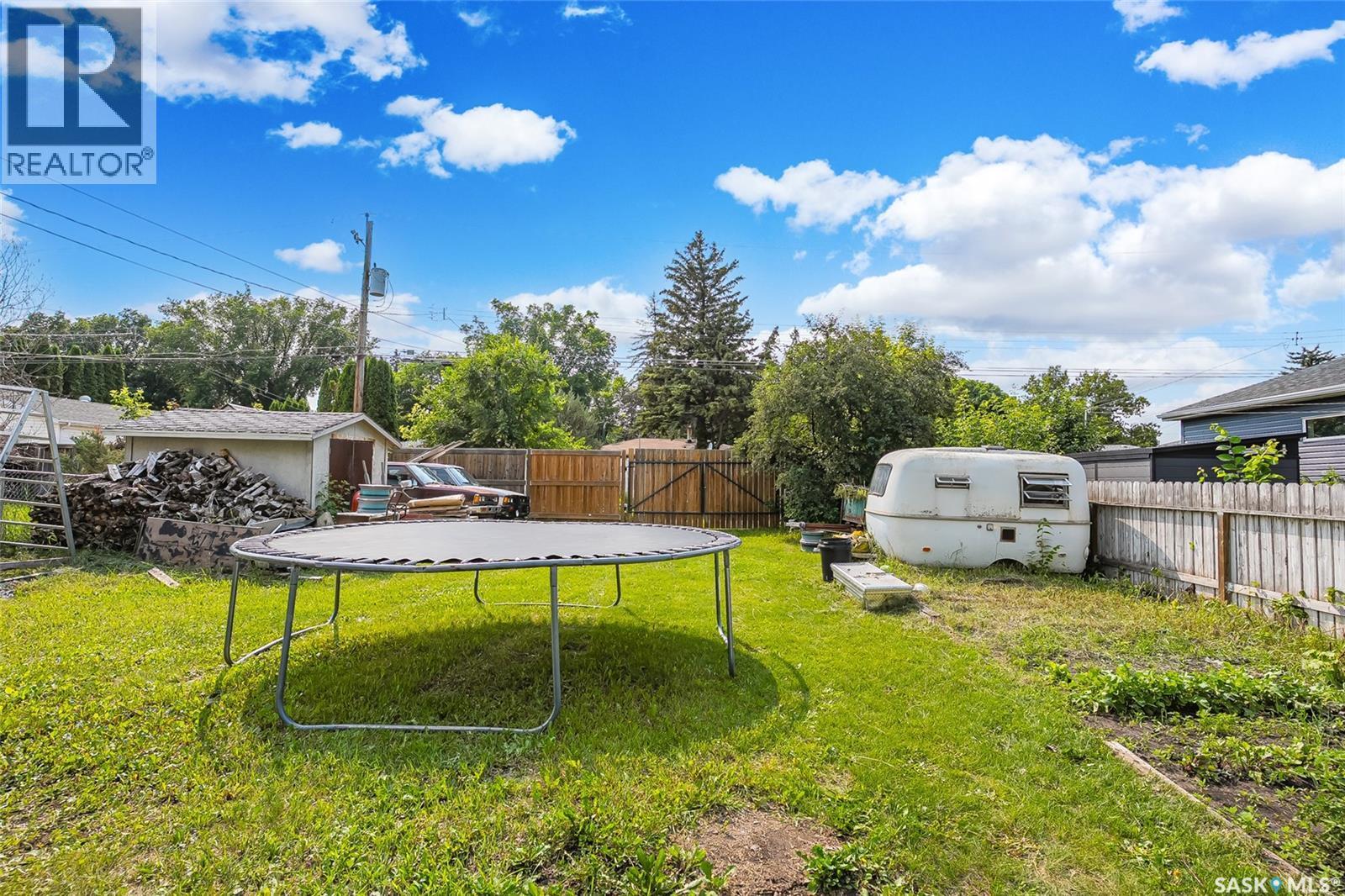 421 Y Avenue S, Saskatoon, SK - Outdoor