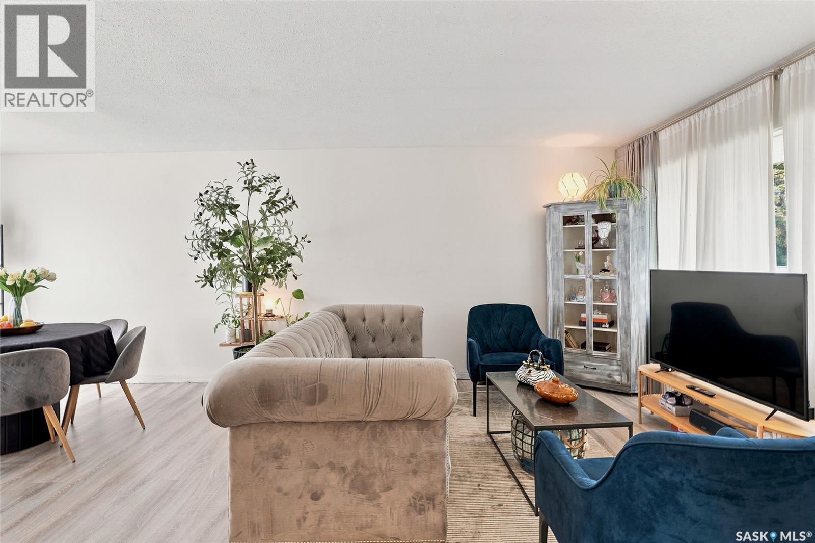 421 Y Avenue S, Saskatoon, SK - Indoor