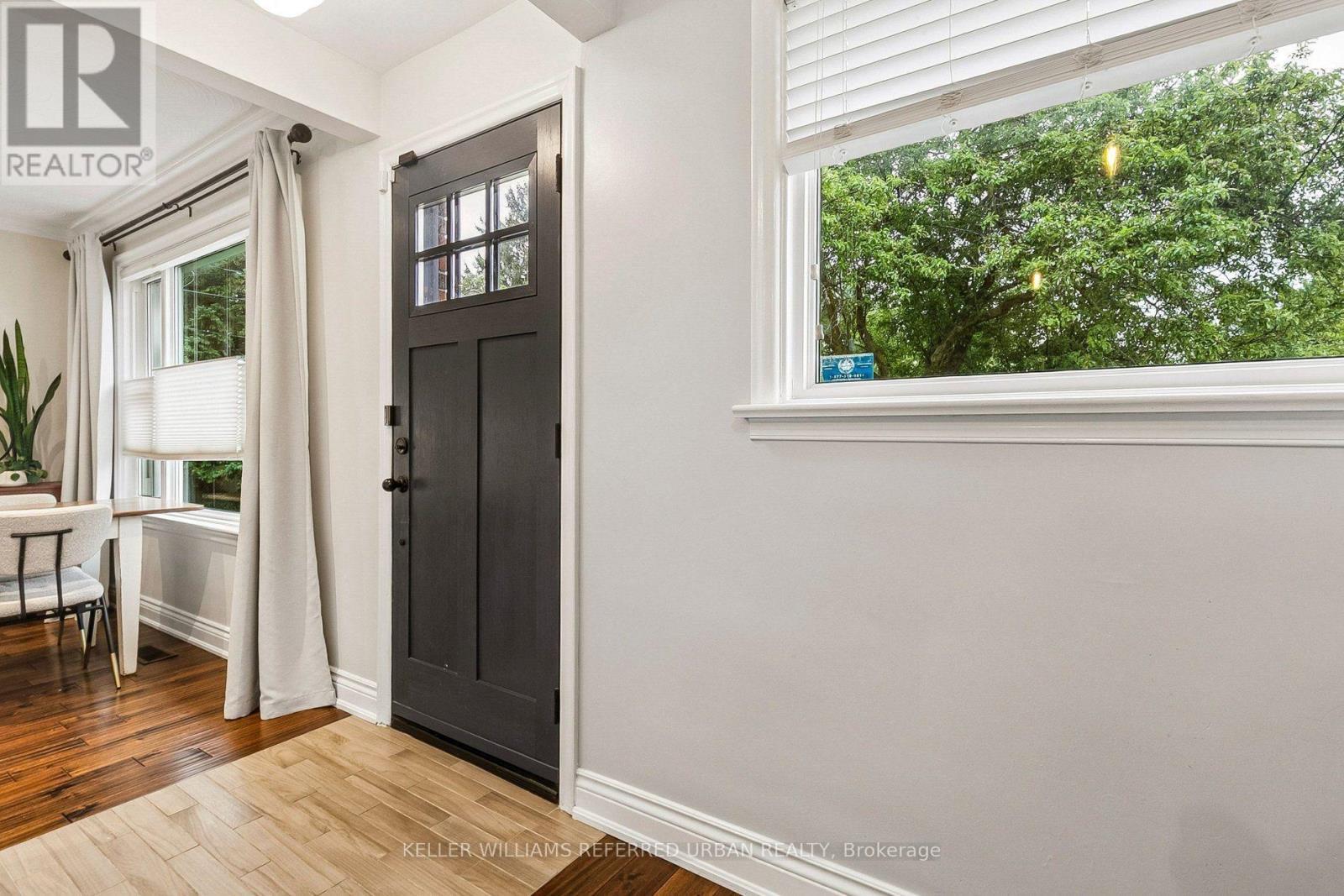 36 Vernadale Crescent, Toronto, ON - Indoor Photo Showing Other Room