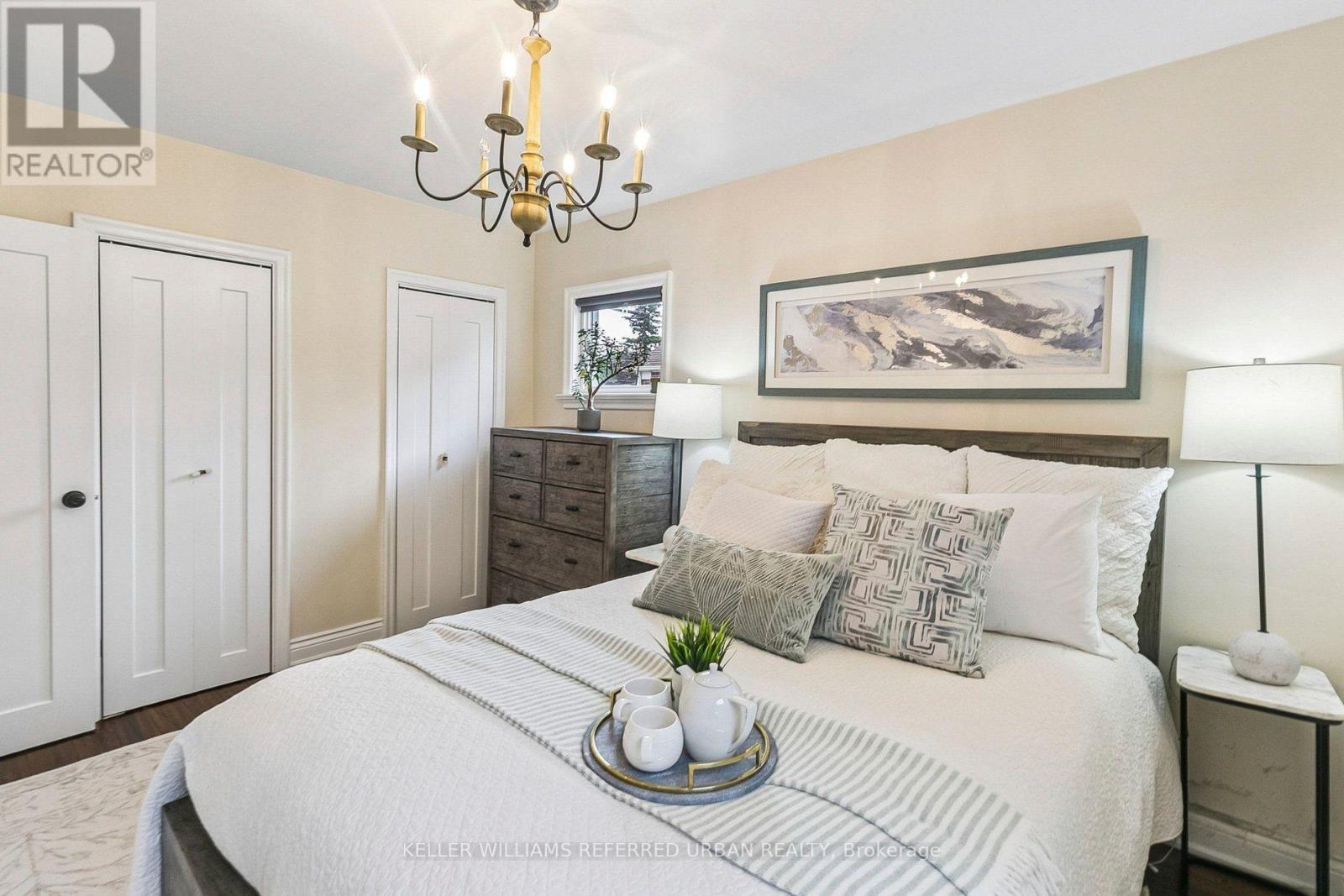 36 Vernadale Crescent, Toronto, ON - Indoor Photo Showing Bedroom