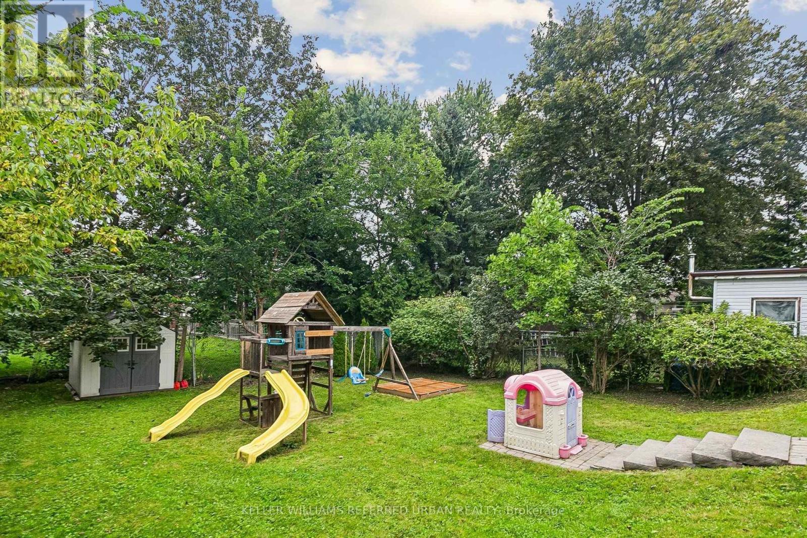36 Vernadale Crescent, Toronto, ON - Outdoor With Backyard