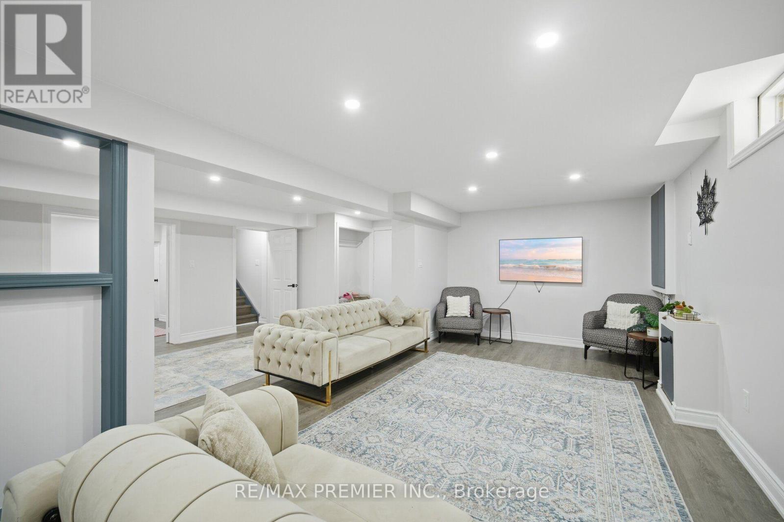 95 Hudson Drive, Vaughan, ON - Indoor