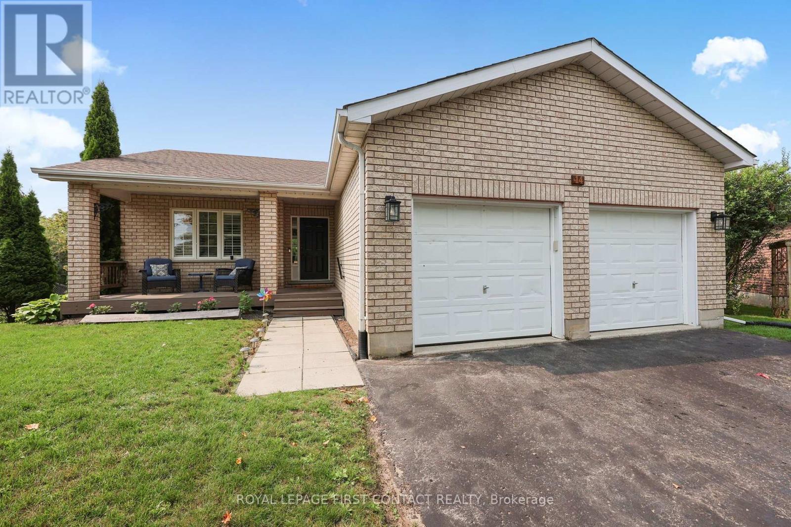 14 Hunter Court, Springwater, ON - Outdoor With Deck Patio Veranda