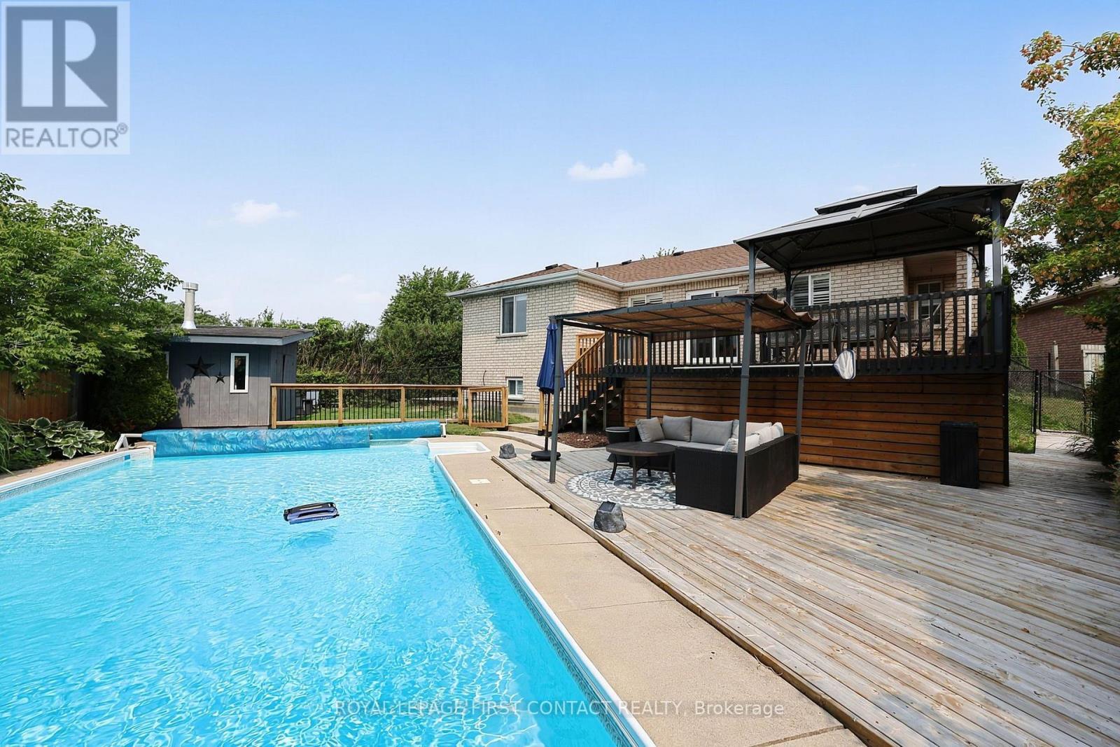 14 Hunter Court, Springwater, ON - Outdoor With In Ground Pool With Deck Patio Veranda With Exterior