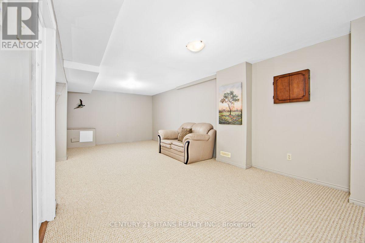 1692 Baymill Court, Mississauga, ON - Indoor