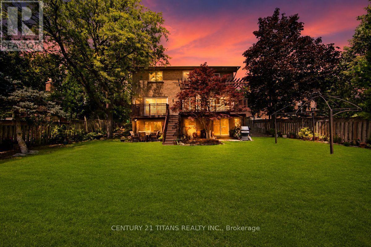 1692 Baymill Court, Mississauga, ON - Outdoor