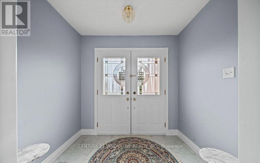 915 Catskill Drive E, Oshawa, ON - Indoor Photo Showing Other Room
