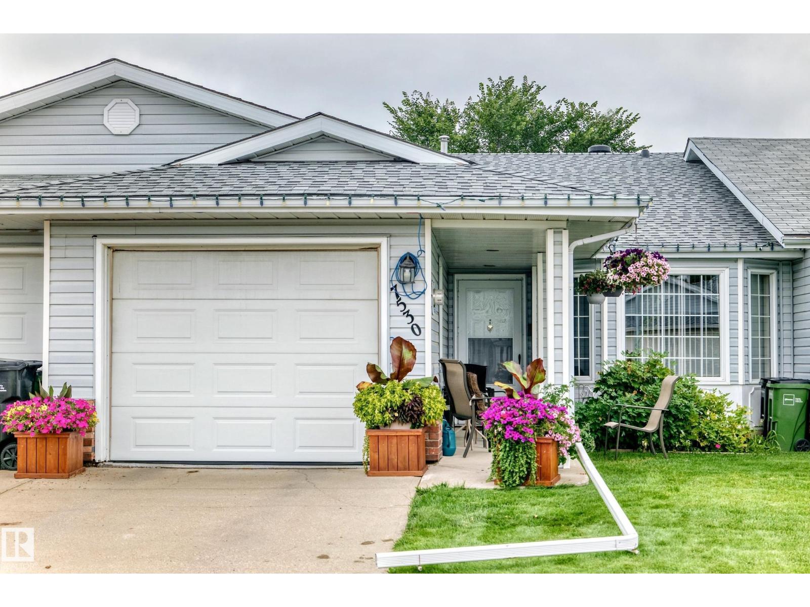 7530 137A Av Nw, Edmonton, AB - Outdoor