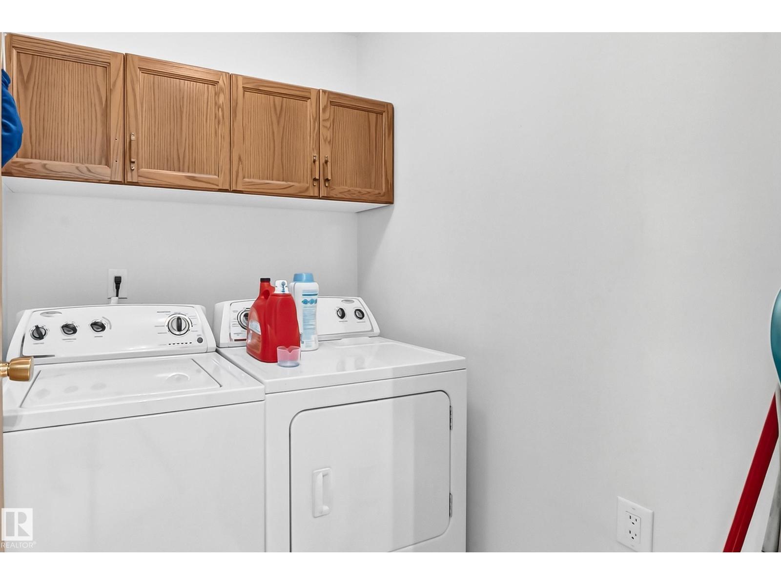 7530 137A Av Nw, Edmonton, AB - Indoor Photo Showing Laundry Room