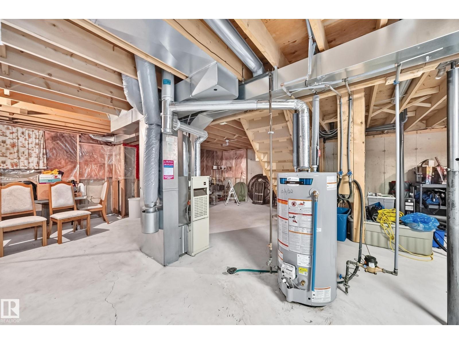7530 137A Av Nw, Edmonton, AB - Indoor Photo Showing Basement