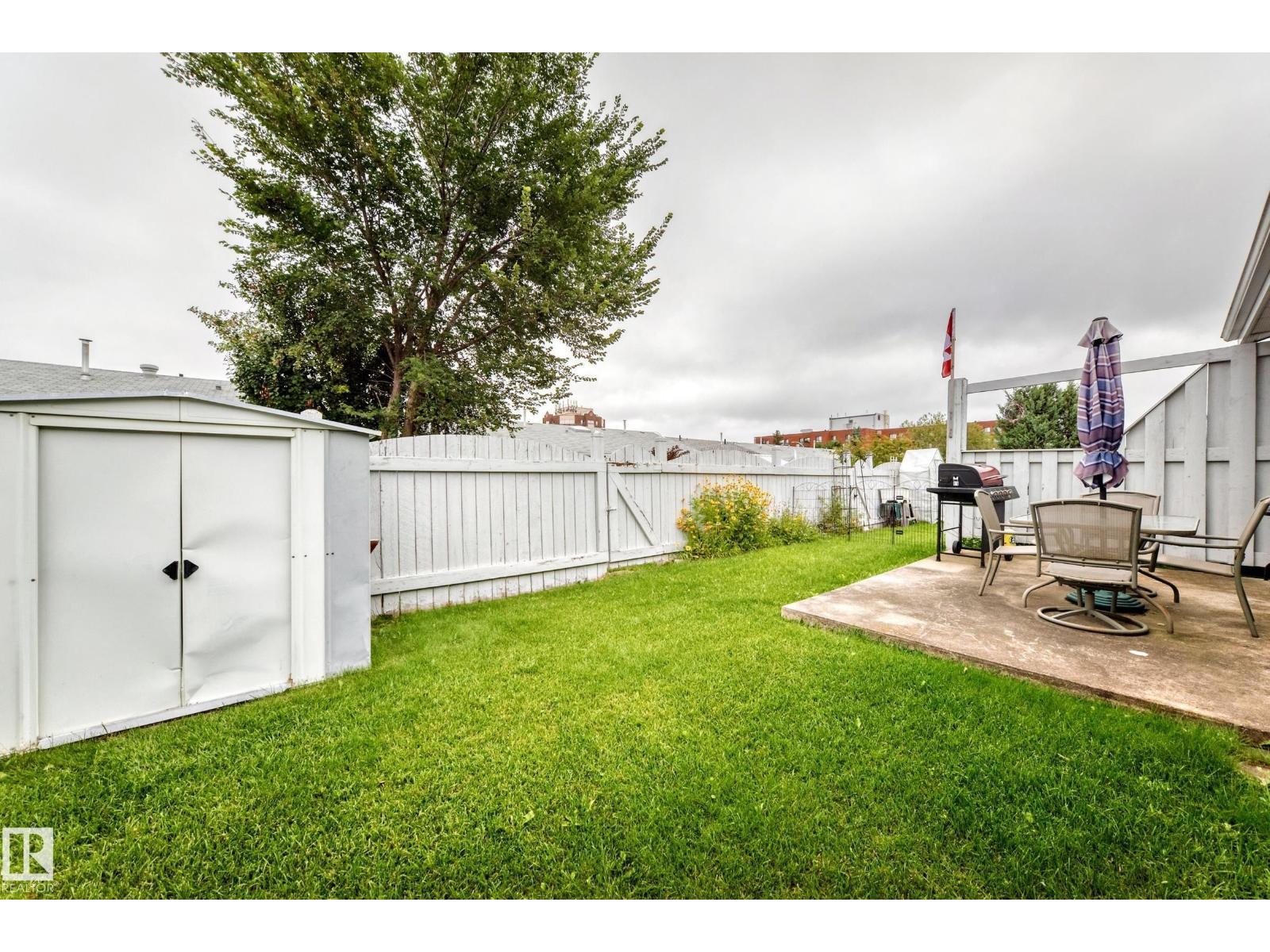 7530 137A Av Nw, Edmonton, AB - Outdoor