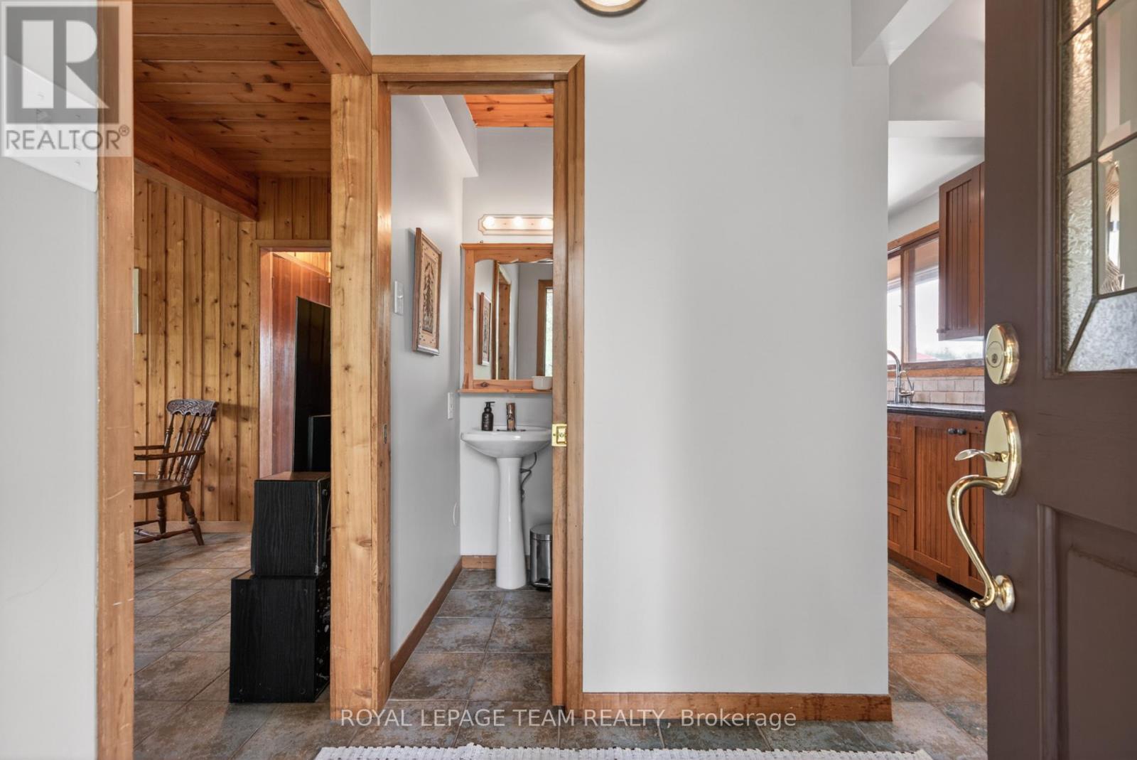 6721 Rideau Street S, Ottawa, ON - Indoor Photo Showing Other Room