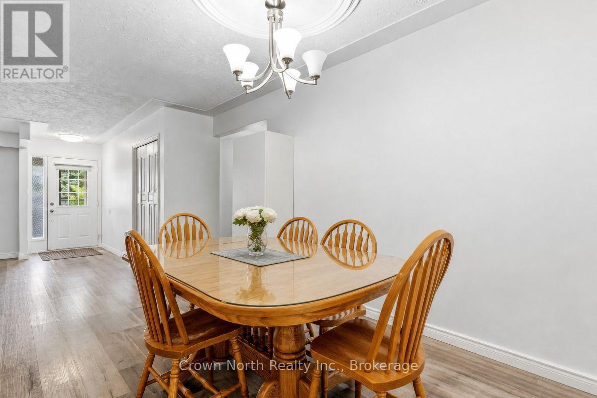 127 Carson Drive, Kitchener, ON