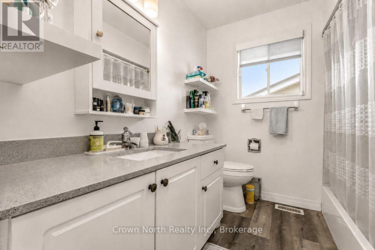127 Carson Drive, Kitchener, ON