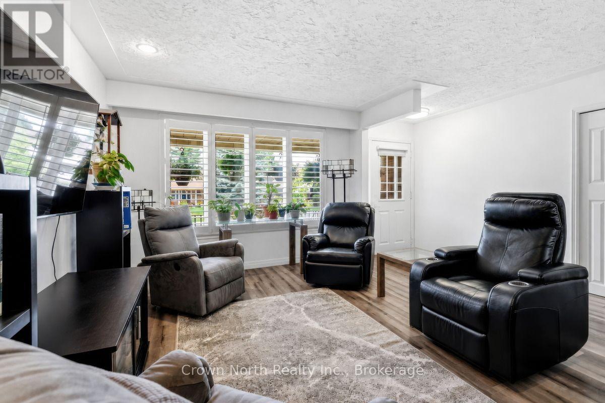127 Carson Drive, Kitchener, ON