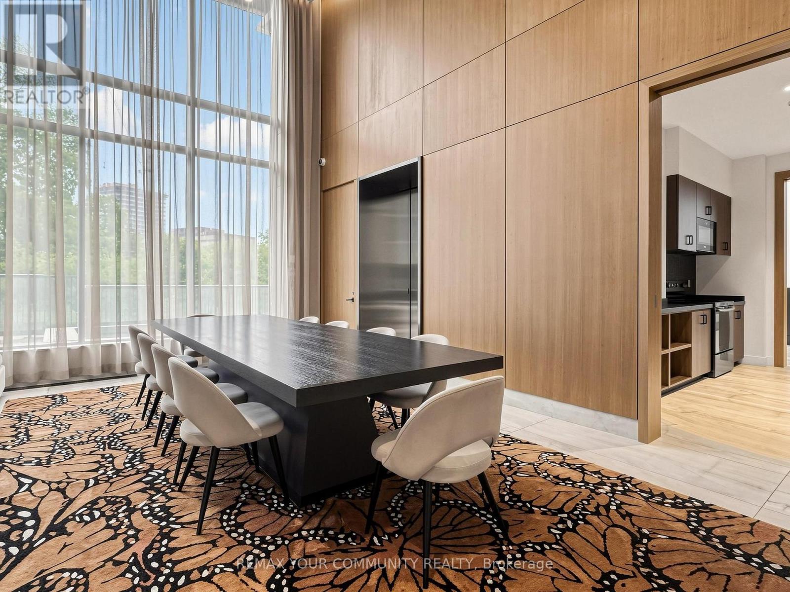 963 - 25 Adra Grado Way, Toronto, ON - Indoor Photo Showing Dining Room